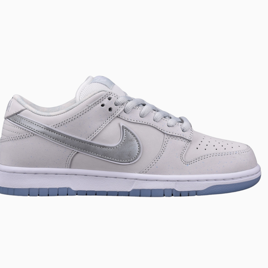 Nike SB Dunk Low White Lobster