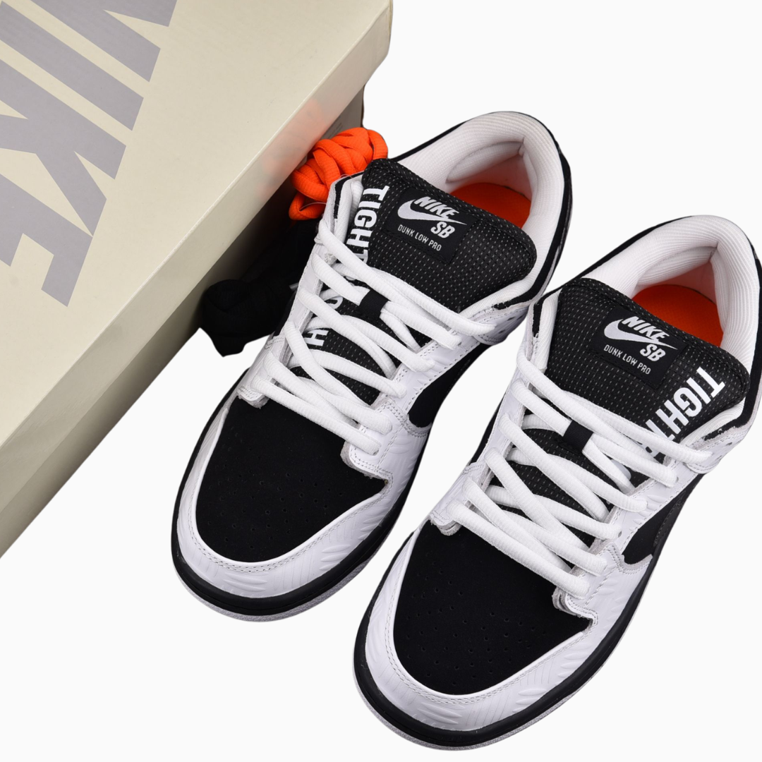 Nike SB Dunk Low TIGHTBOOTH