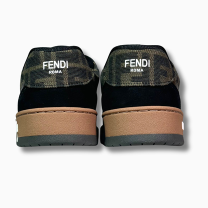 FENDI Match logo-patch Preto e Castanho