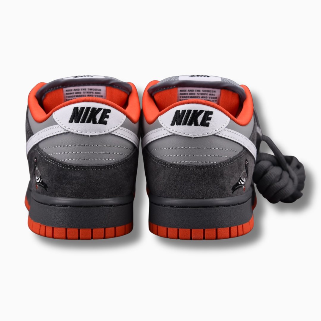 Nike SB Dunk Low Staple NYC Pigeon