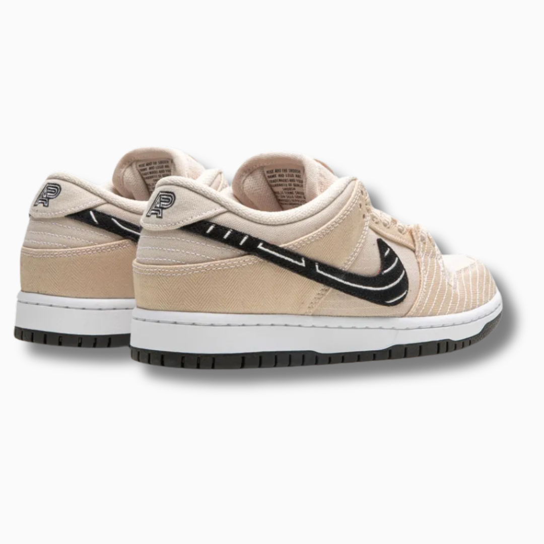 Nike SB Dunk Low Albino & Preto