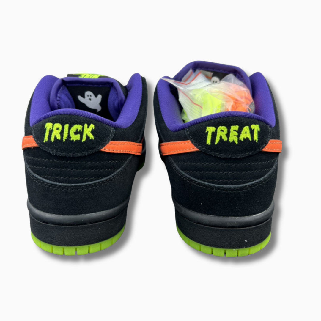 Nike SB Dunk Low Night of Mischief Halloween