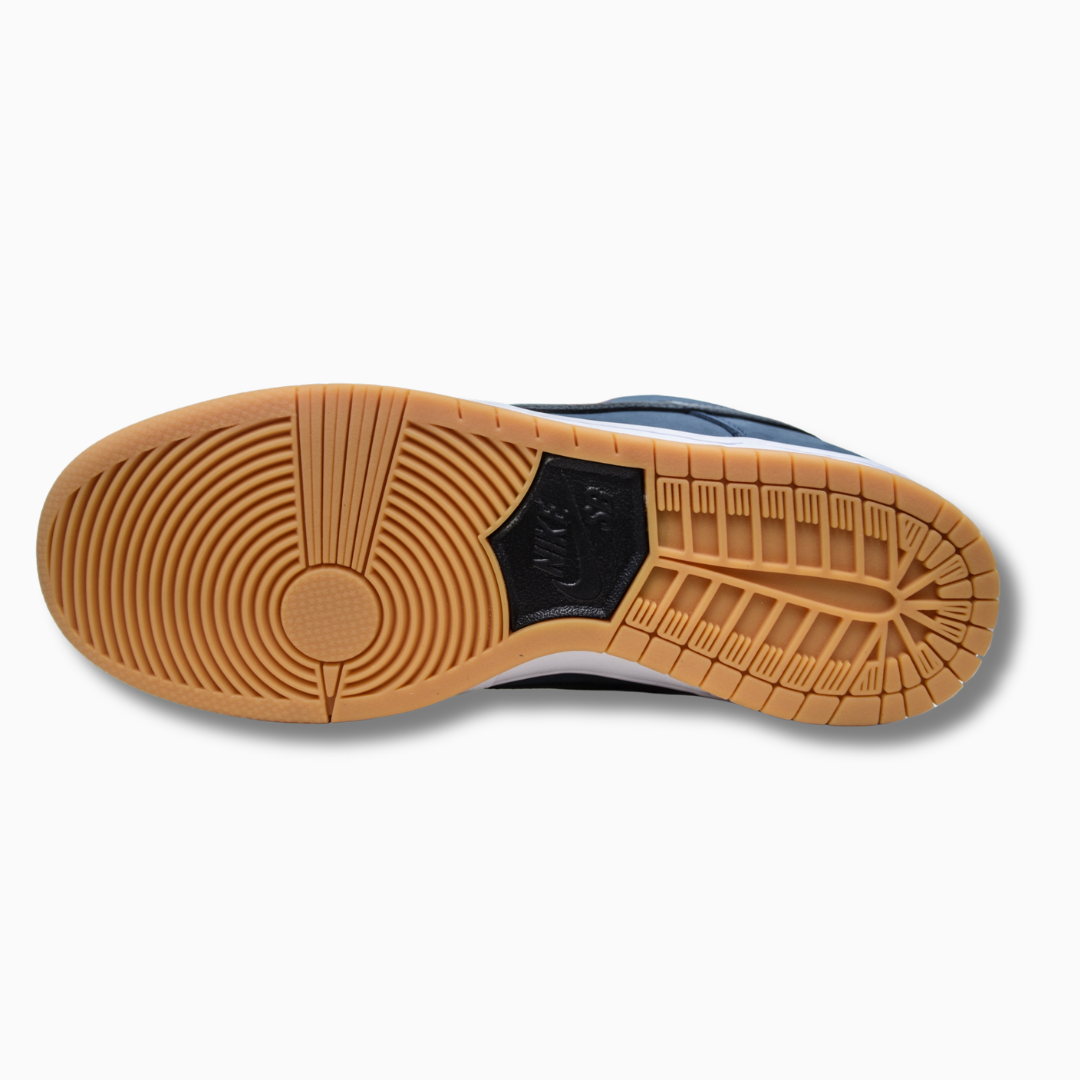 Nike SB Dunk Low Navy Black Gum