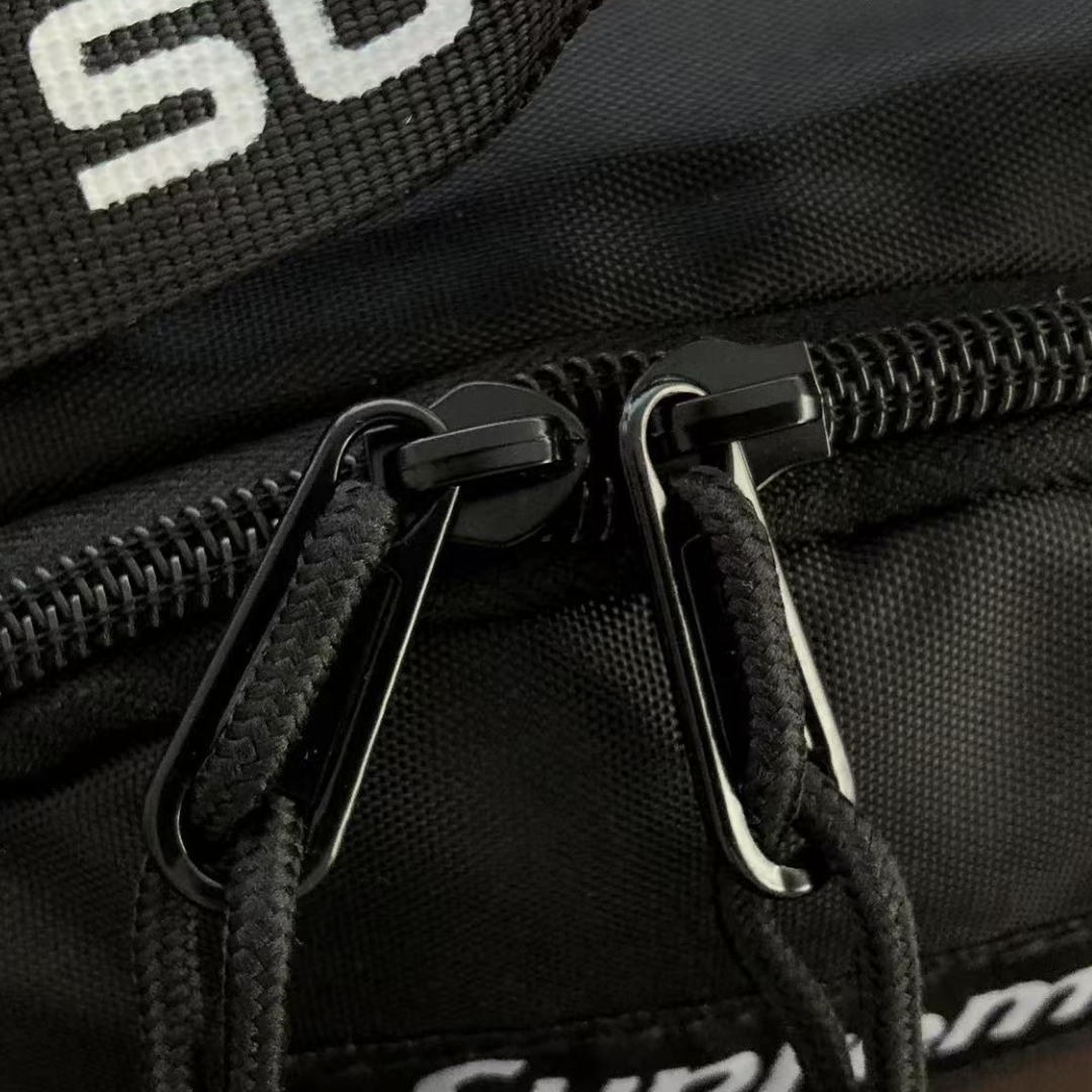 Supreme Small Waist Bag Black (FW22)