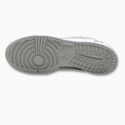 Nike SB Dunk Low Supreme 94 White Metallic Silver