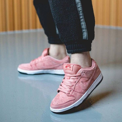 Nike SB Dunk Low Pink Pig