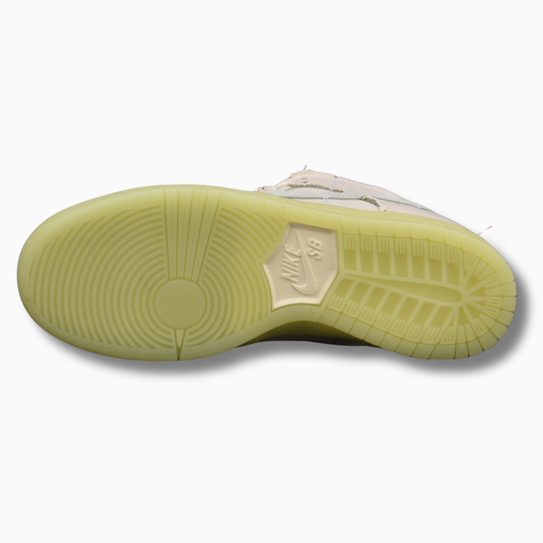 Nike SB Dunk Low Mummy
