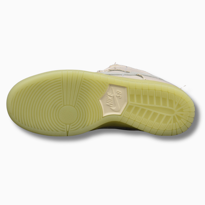 Nike SB Dunk Low Mummy
