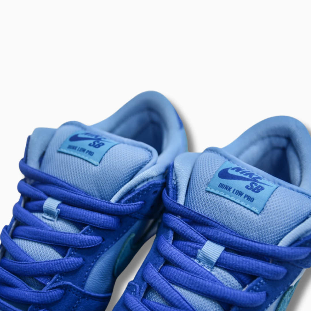 Nike SB Dunk Low Blue Raspberry