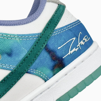 Nike SB Dunk Low Futura Laboratories Bleached Aqua
