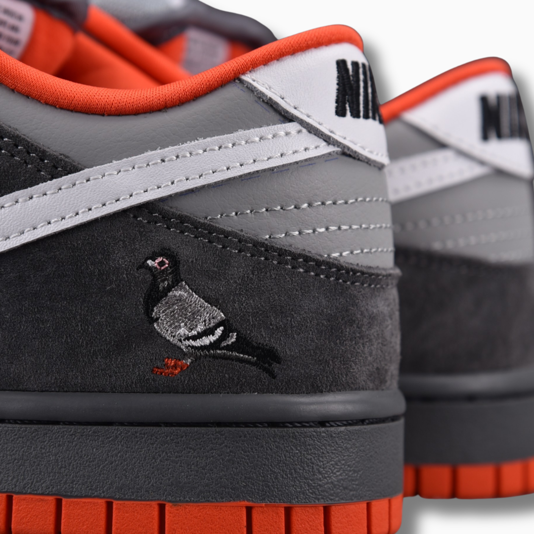 Nike SB Dunk Low Staple NYC Pigeon
