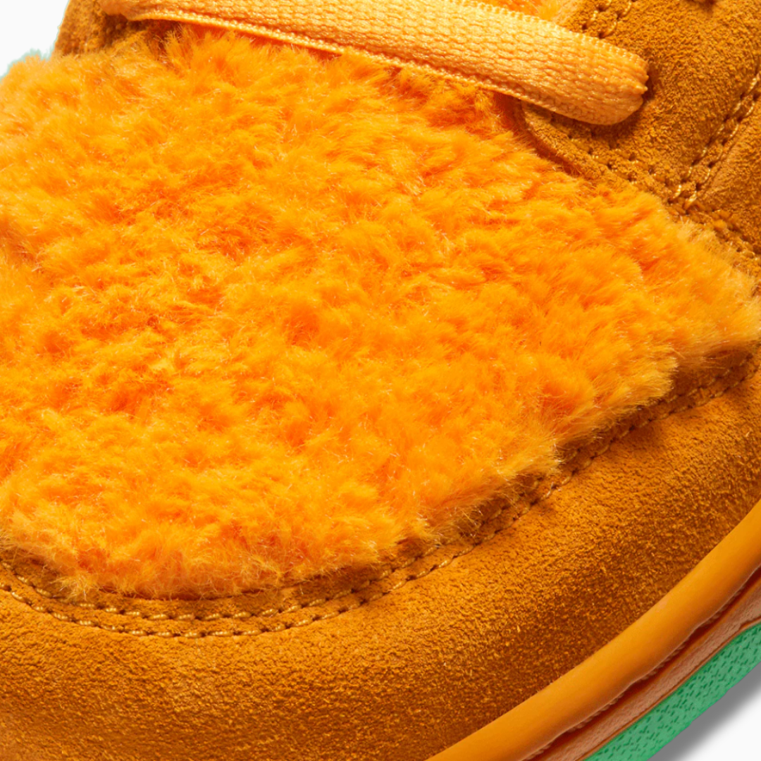 Nike SB Dunk Low Grateful Dead Bears Orange