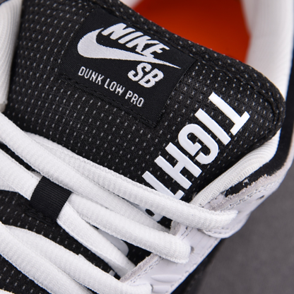Nike SB Dunk Low TIGHTBOOTH