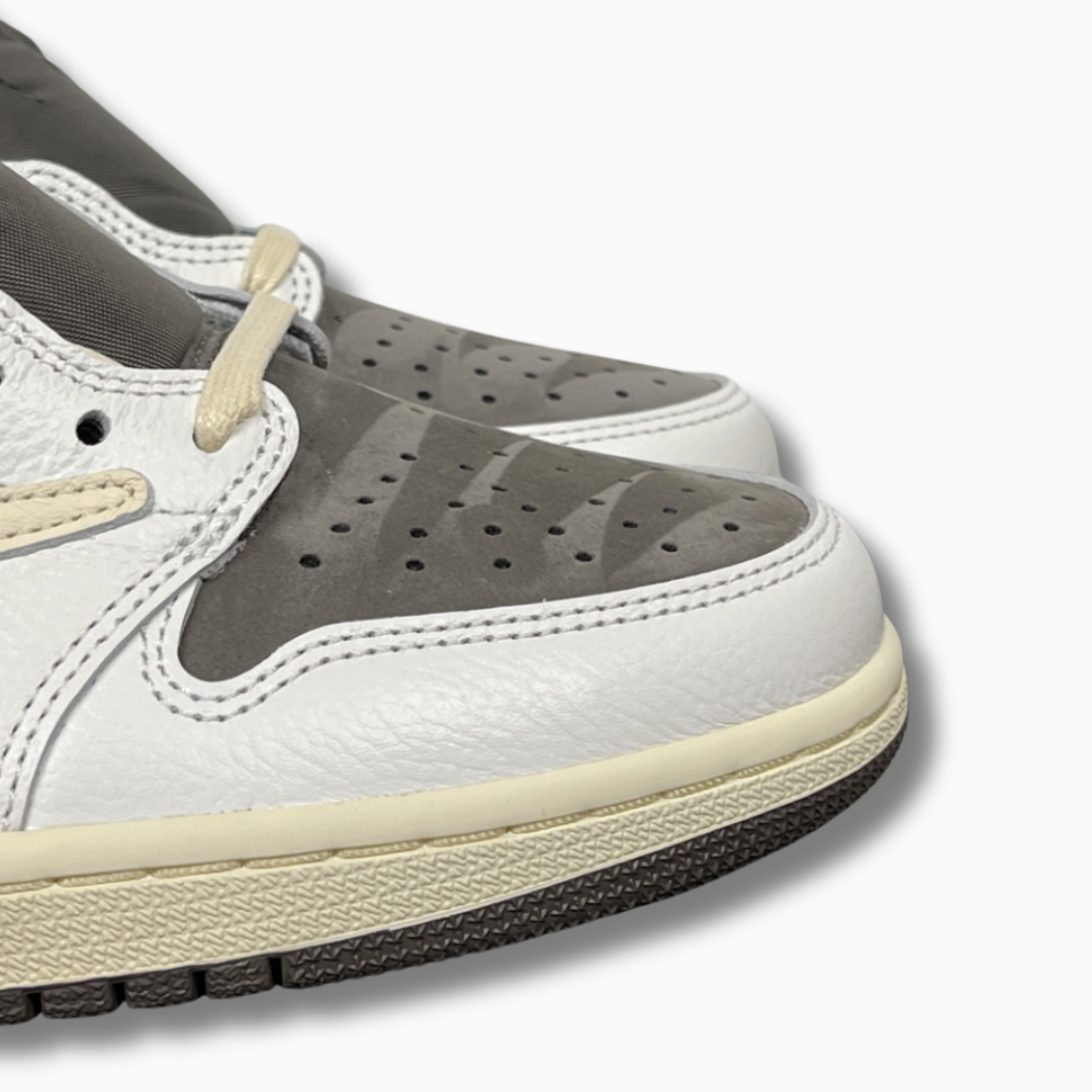 Jordan 1 Retro Low OG SP Travis Scott Reverse Mocha