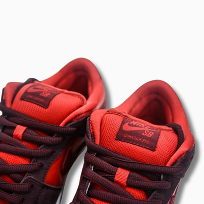 Nike SB Dunk Low Cherry