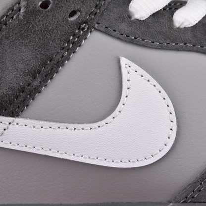 Nike SB Dunk Low Staple NYC Pigeon