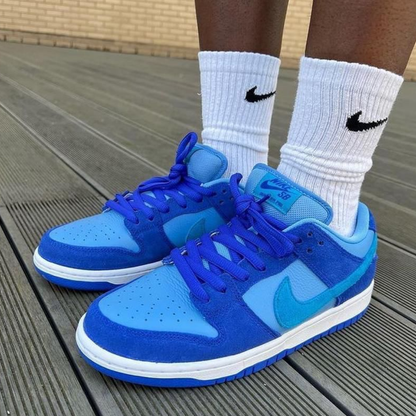 Nike SB Dunk Low Blue Raspberry