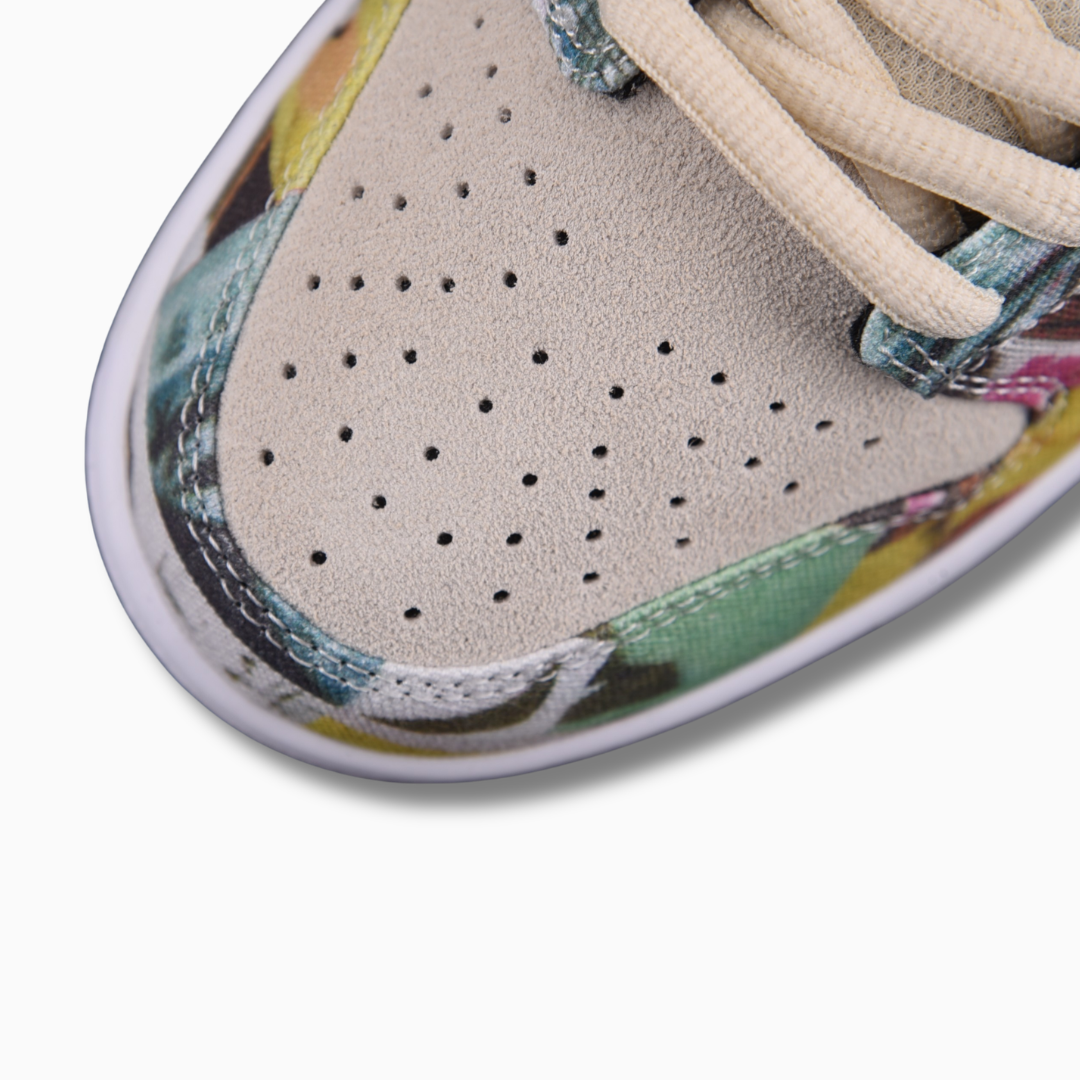 Nike SB Dunk Low Paris