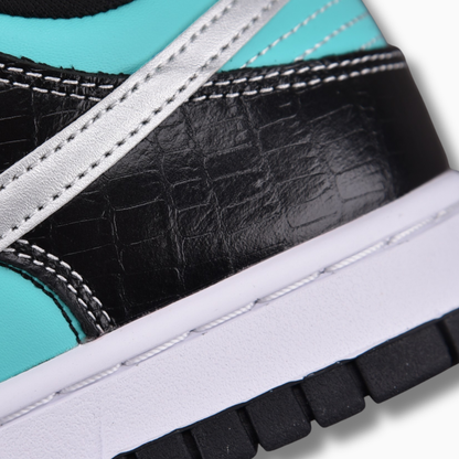 Nike SB Dunk Low Diamond Supply Co.